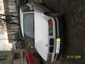 Dezmembrez BMW 318i Estate 1997
