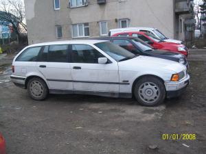 Dezmembrez BMW 318i Estate 1997