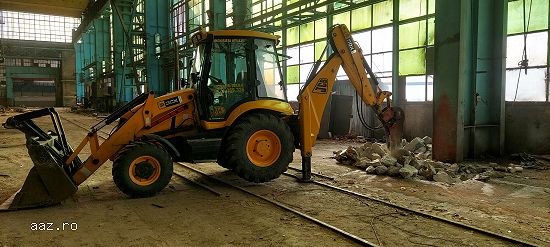 BULDOEXCAVATOR DE INCHIRIAT JCB 3CX București și Ilfov