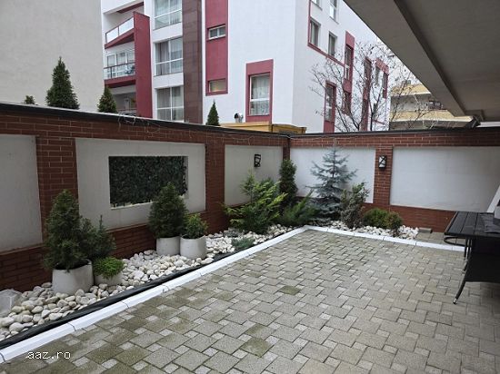Inchiriez apartament 3 camere,    95mp,     Bucuresti,    Parcul Mihai I,    1.300euro
