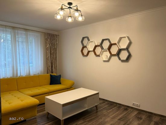 Apartament 4 camere decomandat,    80mp,    zona Fizicienilor,    175.000euro
