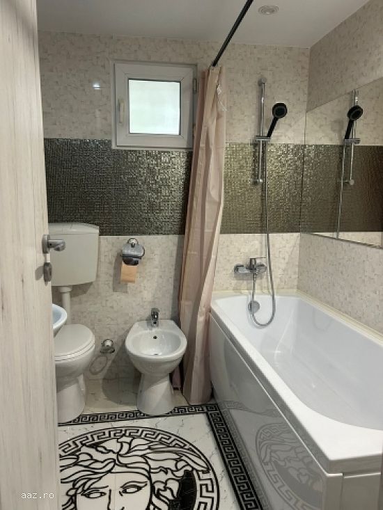 Apartament 4 camere decomandat,    80mp,    zona Fizicienilor,    175.000euro