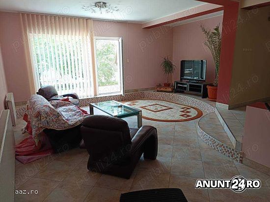 Otopeni central VILA P+1(400mp cu 3 apartamente) si 1000 mp teren