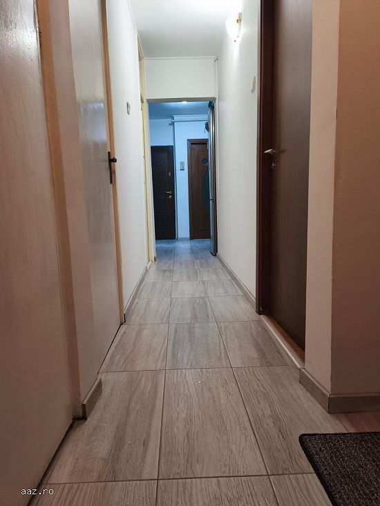 Proprietar vand apartament 3 camere decomandat Colentina Sector 2 etaj 2 bloc reabilitat