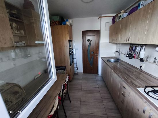 Proprietar vand apartament 3 camere decomandat Colentina Sector 2 etaj 2 bloc reabilitat