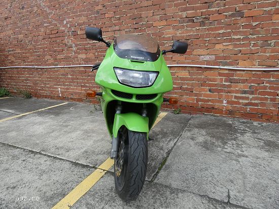 PIESE  kawasaki  zx 6 r