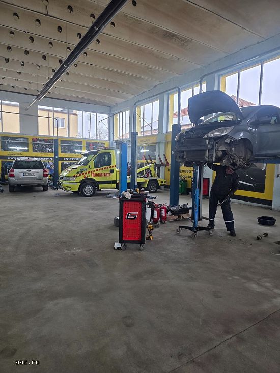 Service auto MaxRev - reparatii suspensii si articulatii