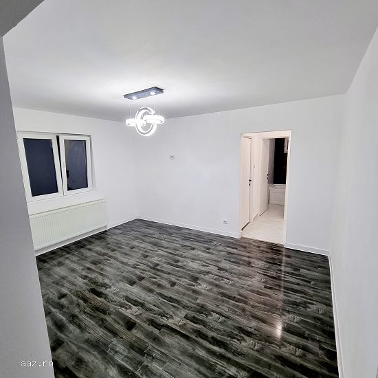 Apt 2 cam semidecomandat 38mp etaj 2/4 nou renovat in 2026 piata resita
