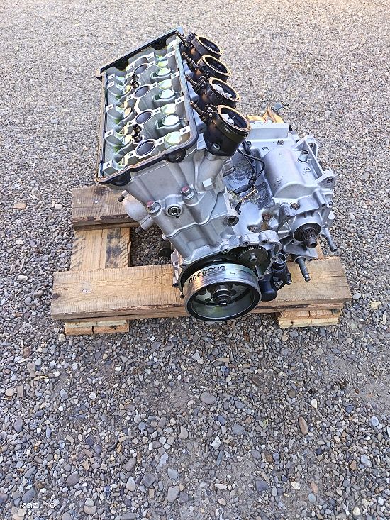 MOTOR    kawasaki    zxr  600