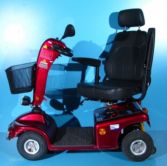 Scuter cu 4 roti pentru batrani - Shoprider