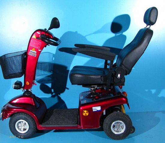 Scuter cu 4 roti pentru batrani - Shoprider