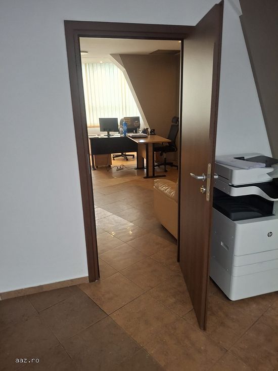 Inchiriez spatiu de birouri,  zona Metrou Brancoveanu,  260mp,  10euro