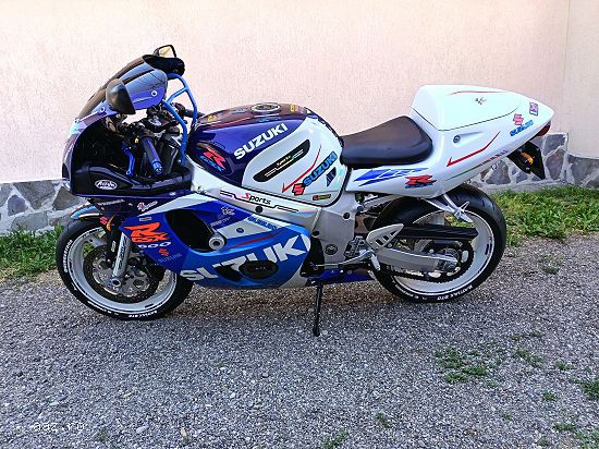 SUZUKI GSXR 600 ! ca NOU