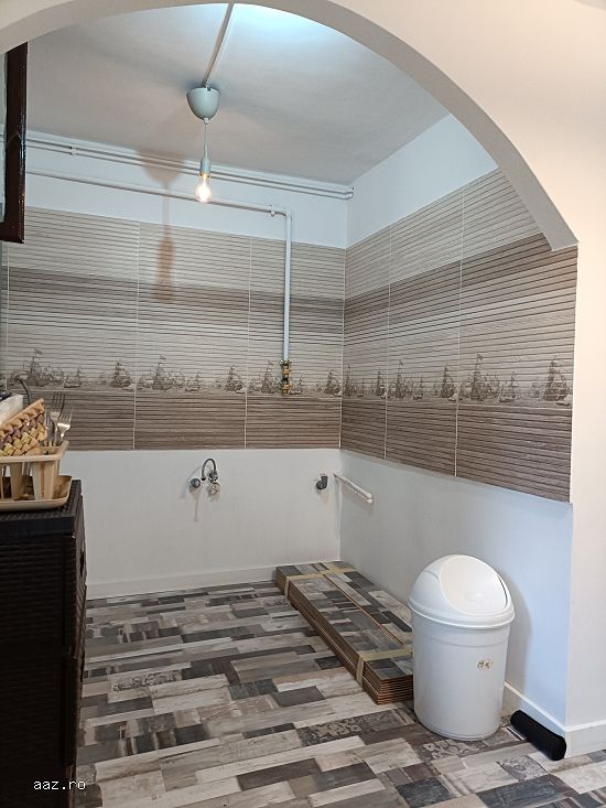 Vindem garsoniera tip casa la curte | Ploiesti  Suprafata 41 + 36 mp 41 mii €  +40730064648