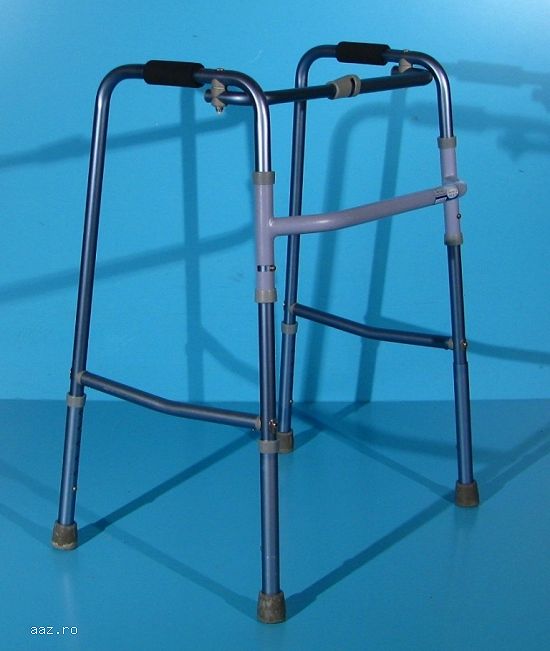Cadru pentru mers din aluminiu - Invacare