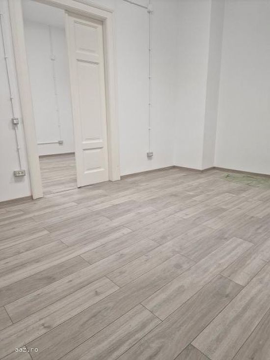 Inchiriez spatiu de birouri 5camere, 140mp, Timisoara, Tribunal, 1.820euro