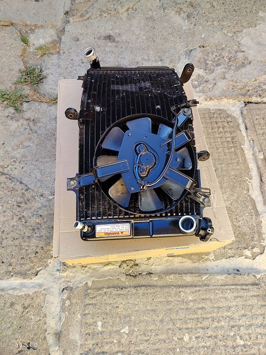 RADIATOR suzuki  gsxr  600   /  750   SRAD