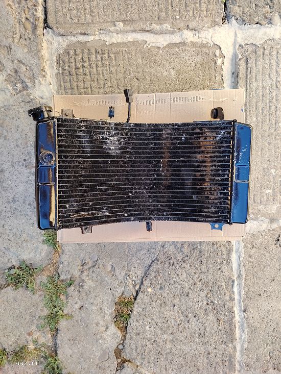 RADIATOR suzuki  gsxr  600   /  750   SRAD