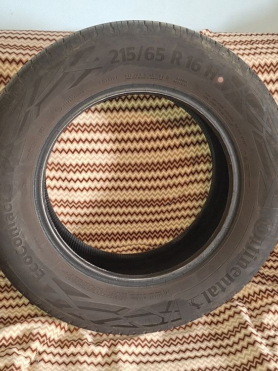 Anvelope Duster 215/65/16 CONTINENTAL SECONDHAND