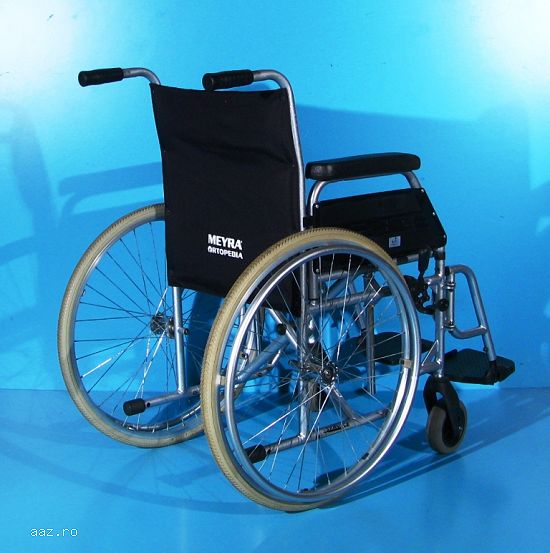 Scaun cu rotile Meyra - latime sezut 42 cm