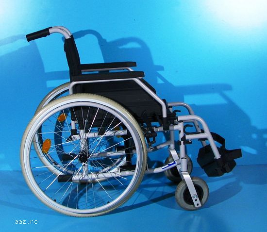Scaun cu rotile  invalizi Drive 41 cm
