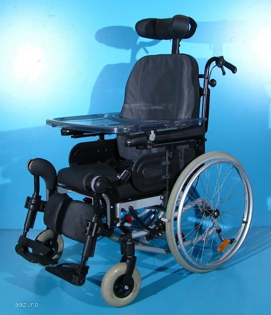 Scaun cu rotile invalizi - Invacare   latime sezut 48 cm