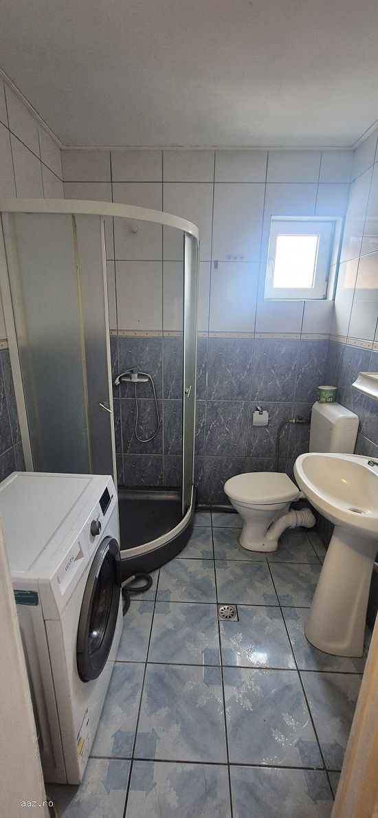 3 camere in vila,   Rosu-Militari