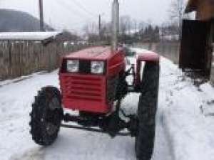 tractor 445 dt