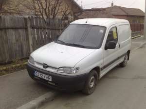 vand autoutilitara peugeot partner