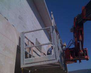 Inchiriez incarcator frontal de tip manitou 1740