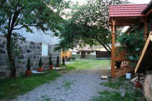 vind ,   inchiriez casa de vacanta PRAID