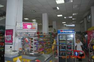 Inchiriez sau vand spatiu comercial 650mp Bucurestii Noi