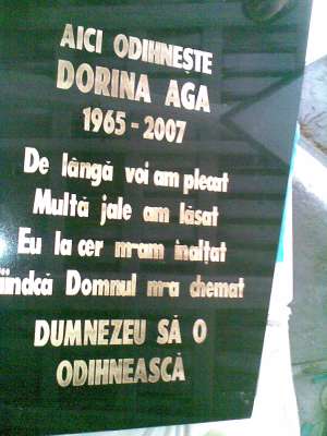 vand cruci de marmura si granit pret de la 600 ron si plachez morminte