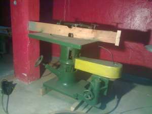vand freze toate modele,  oberfreze,  freze cu masa mobila,  cu avans, 