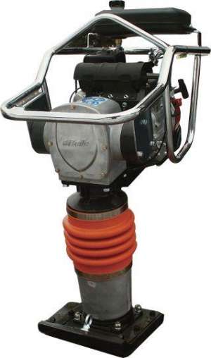 Inchiriez: mai compactor,  vibrator pentru beton