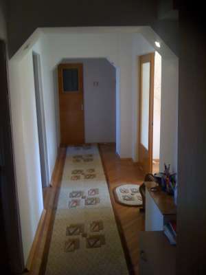 vand apartament 4 camere