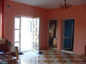 Vand casa cu mansarda in Navodari