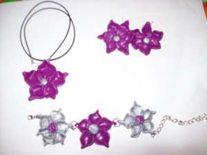 Accesorii handmade.Se lucreaza si la comanda!