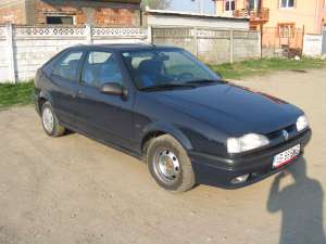 VAND URGENT RENAULT 19 D
