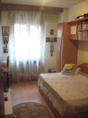 VANZARI 3 CAMERE DRUMUL TABEREI VALEA IALOMITEI CONSTRUCTIE 1978
