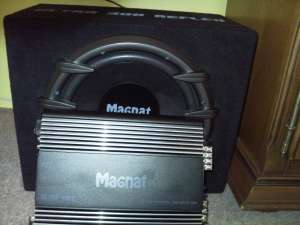 Vand Subwoofer Auto + Statie