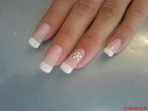 Aplic unghii false cu gel