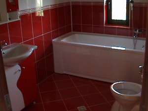 vand vila noua la cheie