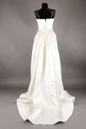 rochii de mireasa Lucy Lin collection de inchiriat
