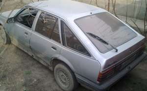 vand sau schimb opel ascona c/cc