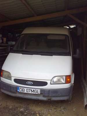 Ford-Tranzit 8+1