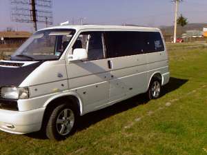 VAND/SCHIMB VW TRANSPORTER 2.5TDI 2000 9 LOCURI