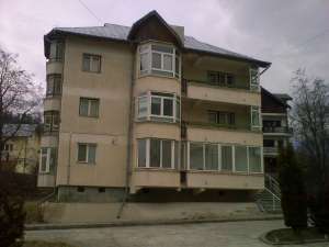 Vand apartament 3 camere Sinaia