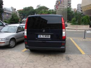 Transfer la / de la aeroport  Mercedes Vito model 2007