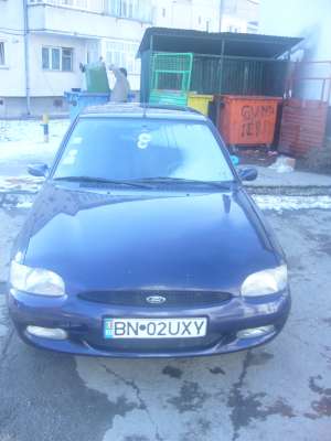 vand ford escort 1, 4 inmatriculat